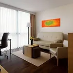 By Marriott 4*