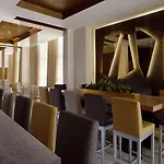 Hotel By Marriott