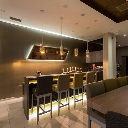 Hotel By Marriott SJJ