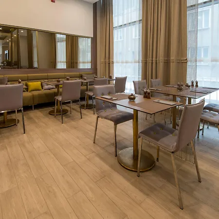 By Marriott 4* סראייבו